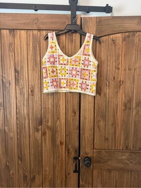 Rebellion again crochet knit crop